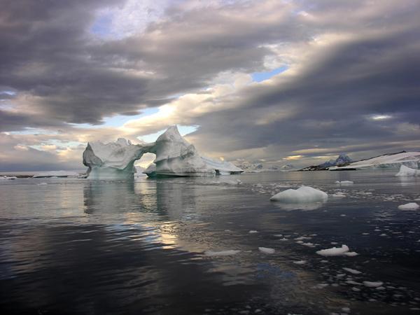 antarctic iceberg